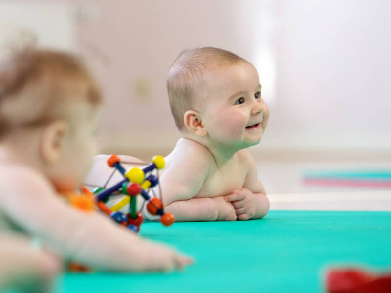 DELFI Kurs Pfaffenhofen - Babys entdecken die Welt